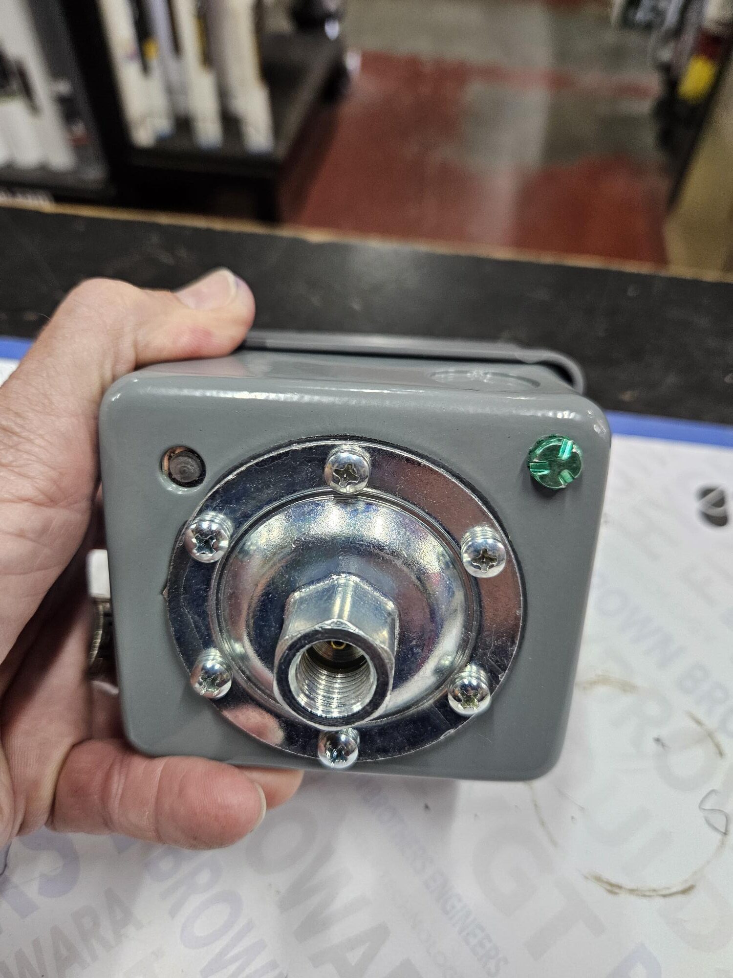 SQD-GHG Heavy duty pressure switch image 1